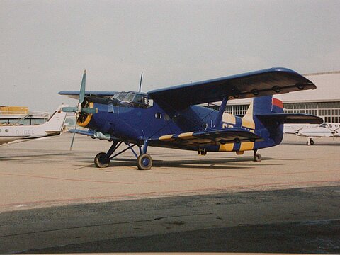 AN-2 in Kloten.
