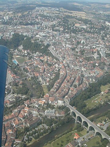 Über der Stadt Frbourg.